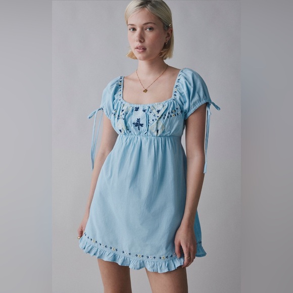 Kimchi Blue Marcella embroidered tie-back babydoll mini dress - Picture 3 of 4